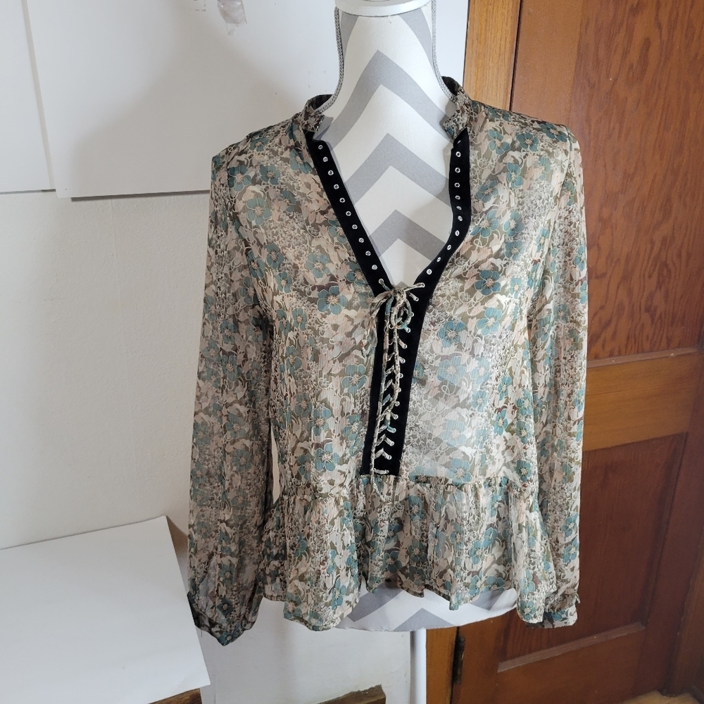 Zara Lace up Semi sheer Floral Long sleeve top Ruffled bottom Size Large